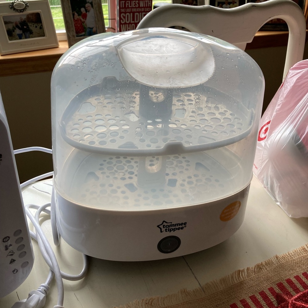 Tommee Tippee Bottle Sterilizer